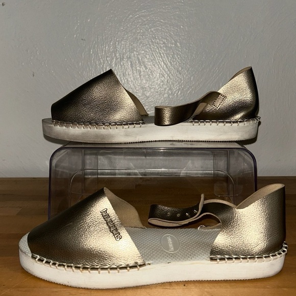 Havaianas Gold Flatform Espadrille Ankle Strap Rubber Foam Peep Toe Sandal Sz 9 - Picture 3 of 12